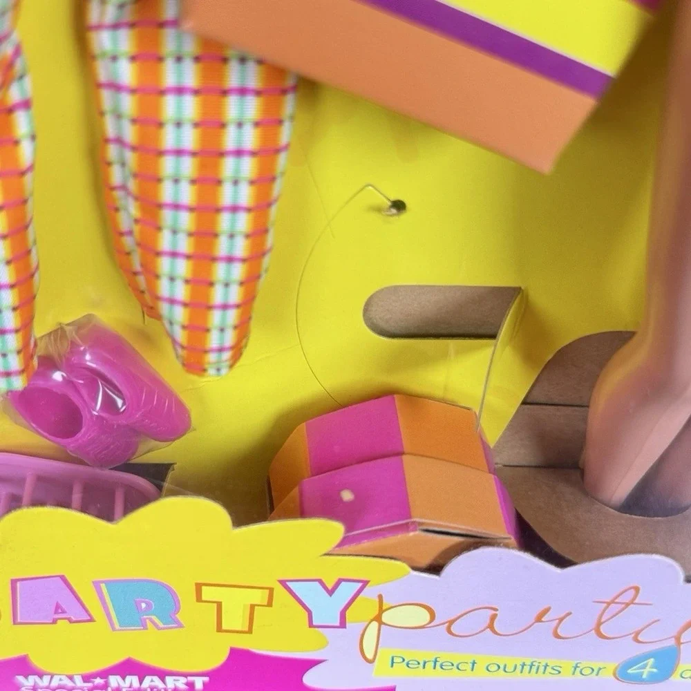 Mattel Barbie Teresa Party Party Party Doll 2001 #50816 WalMart Special Edition
